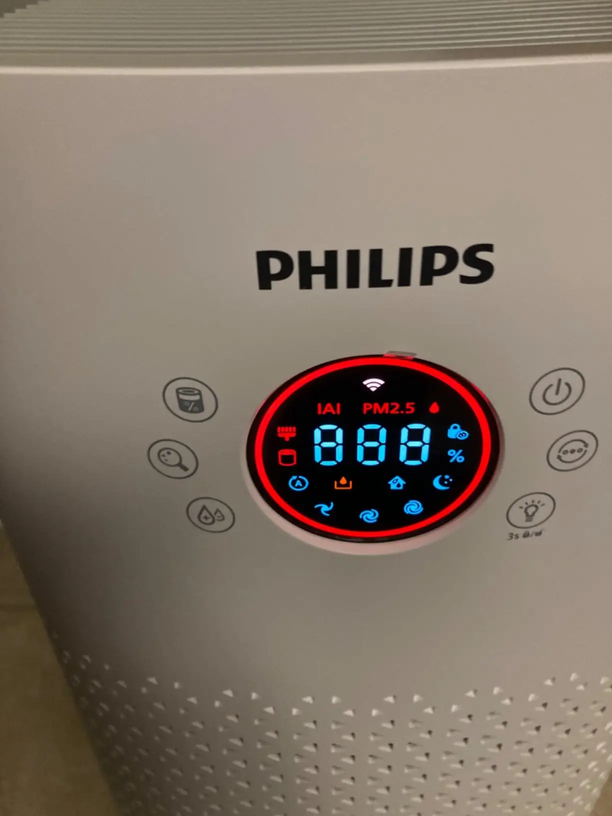 Air purifier photo 4